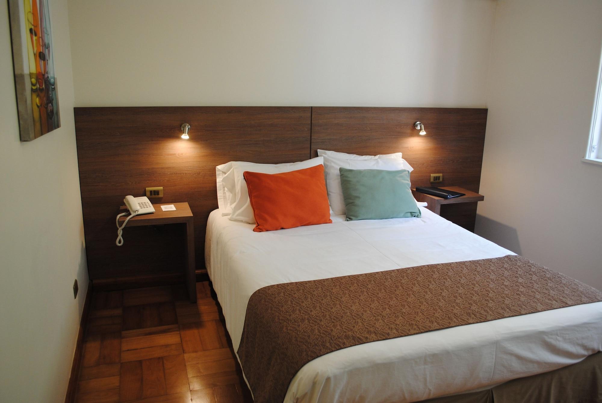Hotel Santa Lucia Сантьяго Екстер'єр фото