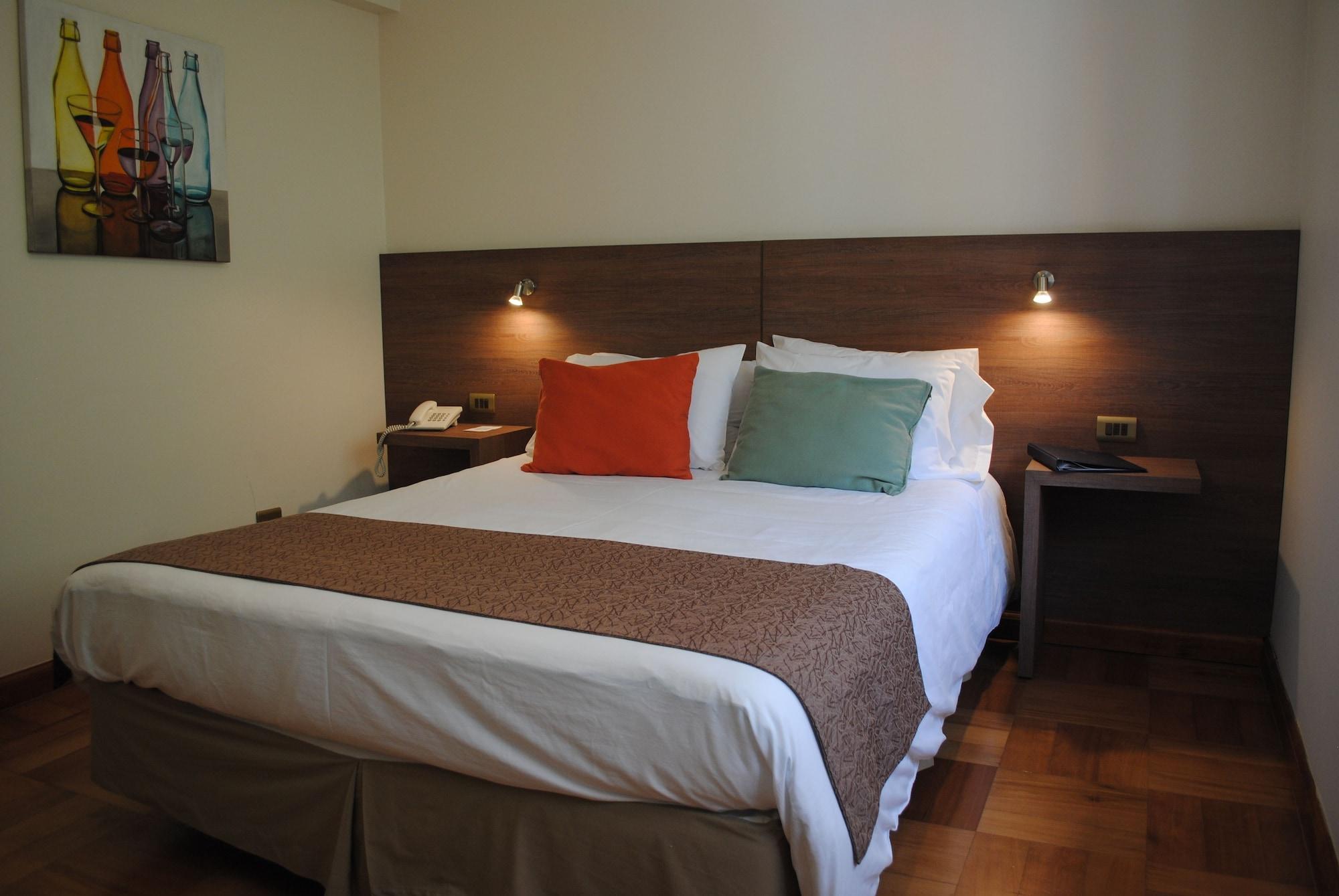 Hotel Santa Lucia Сантьяго Екстер'єр фото